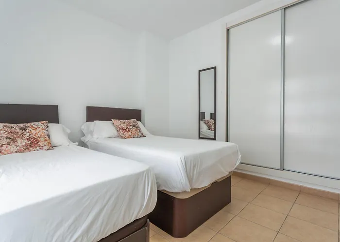 Obsidian Peridotita Adeje Адехе